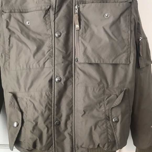 The north face hyvent down winter coat - Picture 2 of 6